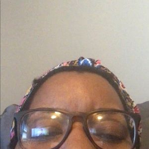 Meet your Posher, Monique